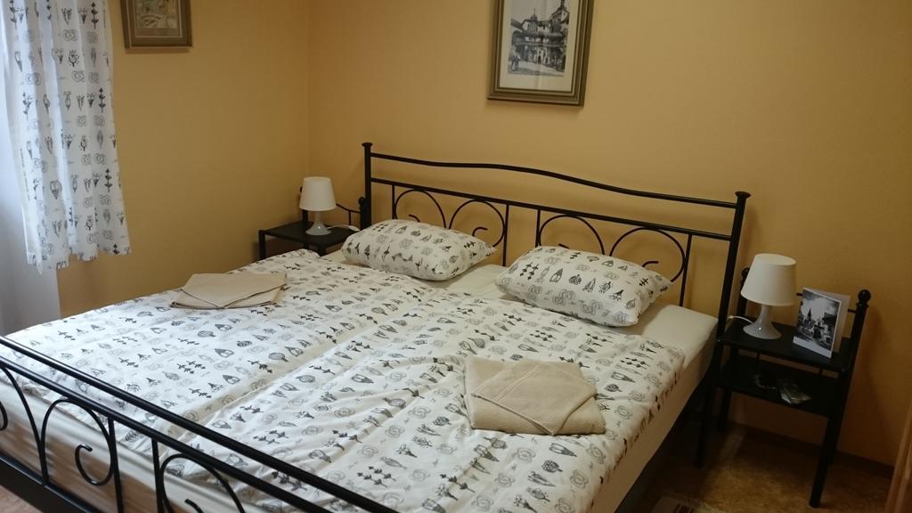 Penzion U Brany Kutna Hora Room photo